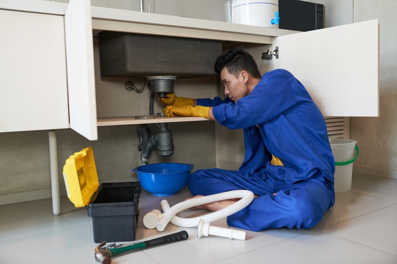 drain cleaning in Abu Dhabi